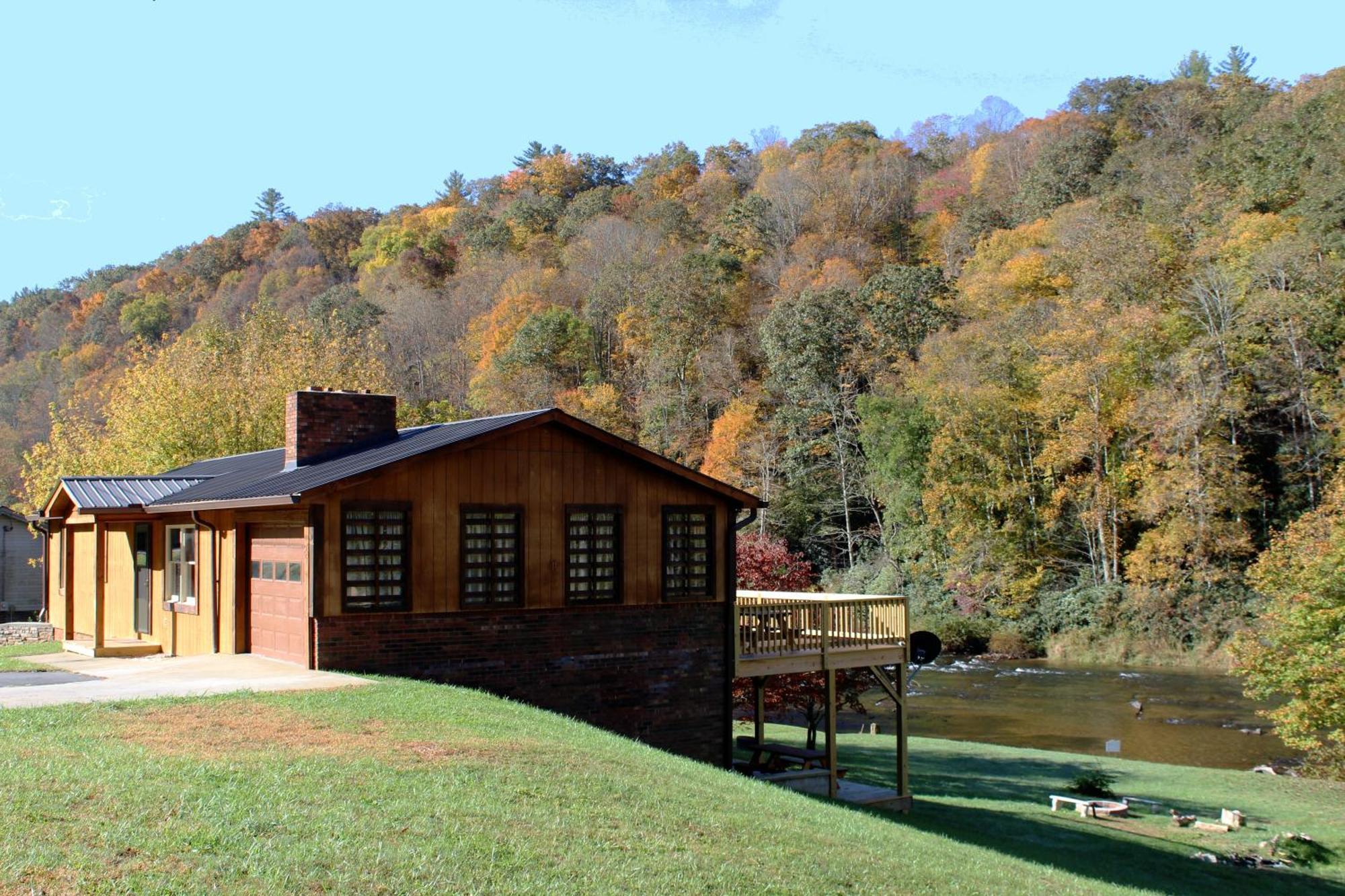 Rivers Edge Villa Jefferson Exterior photo