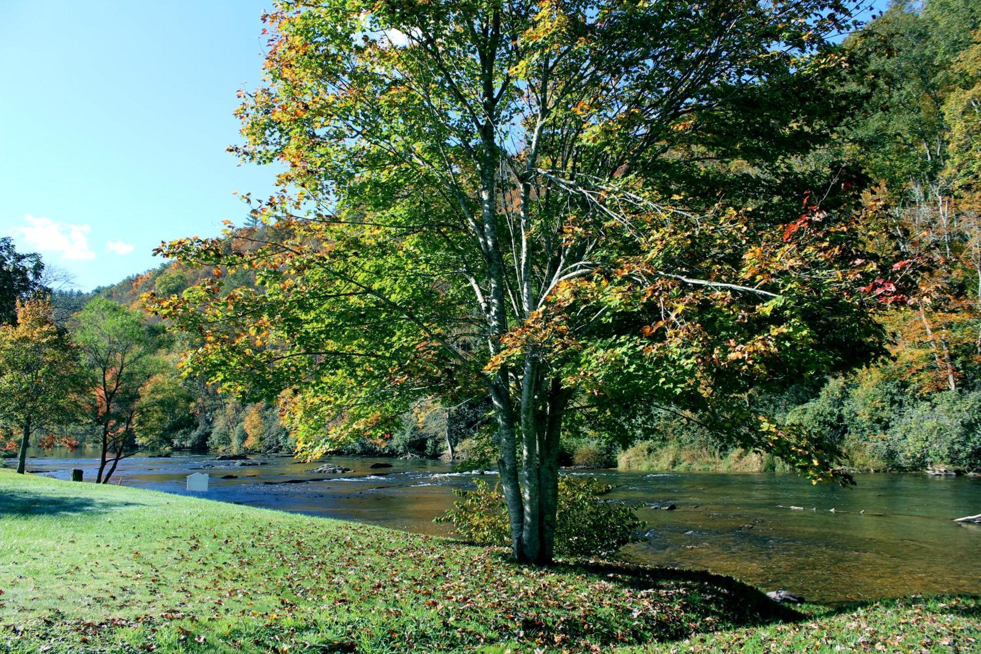 Rivers Edge Villa Jefferson Exterior photo