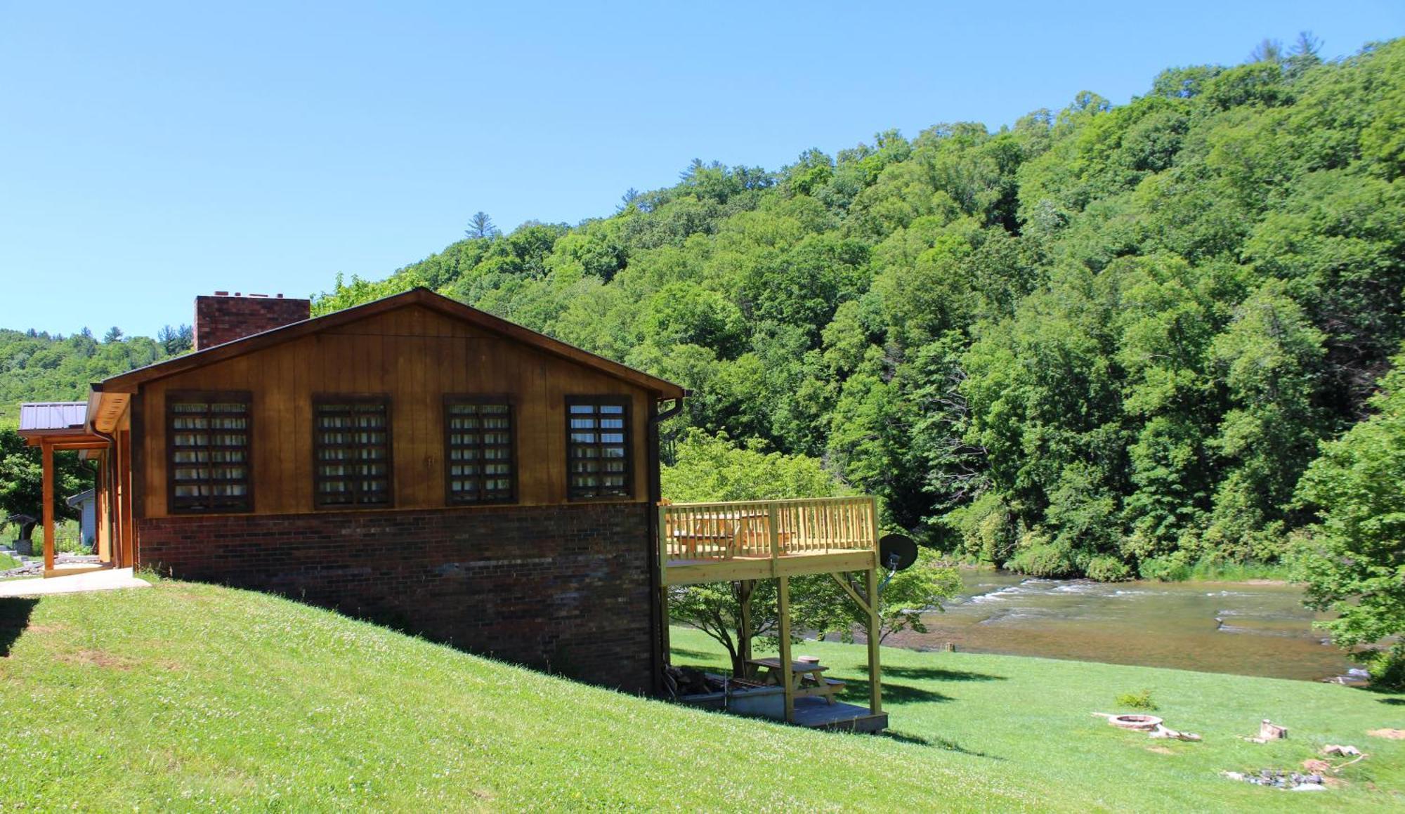 Rivers Edge Villa Jefferson Exterior photo